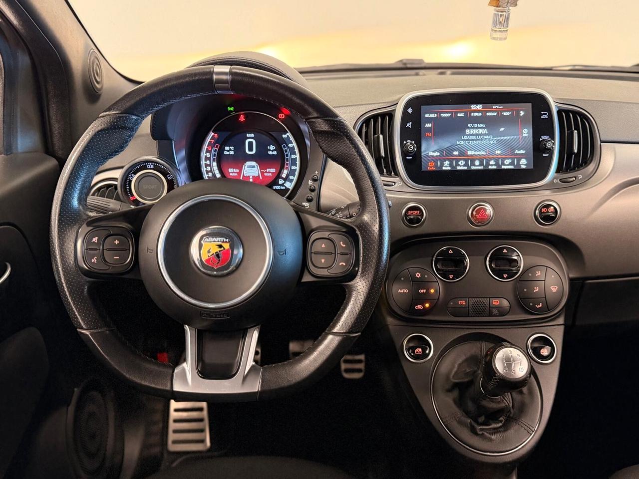 Abarth 595 1.4 Turbo T-Jet 160 CV Pista