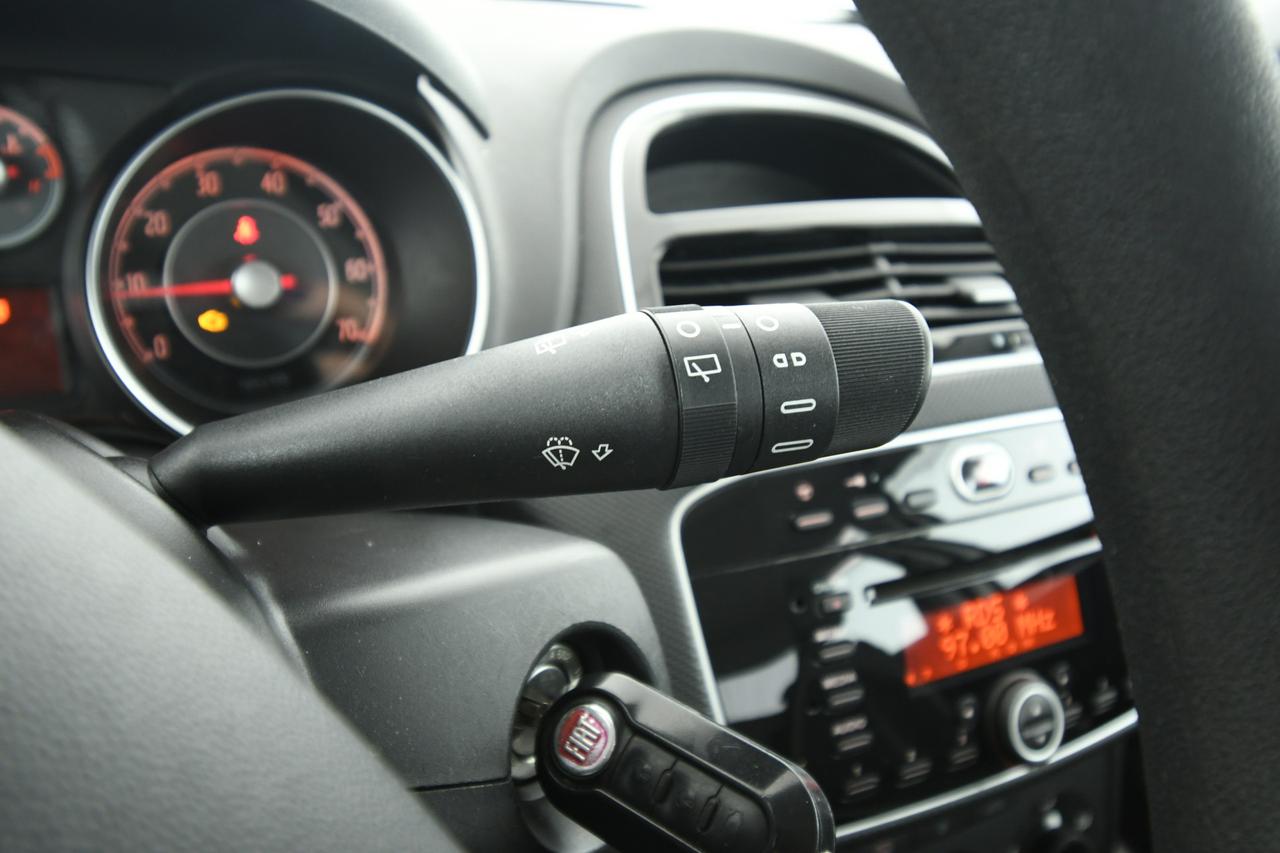 FIAT Punto 5p 1.4 natural power Easy 70cv NEOPATENTATI+C15"