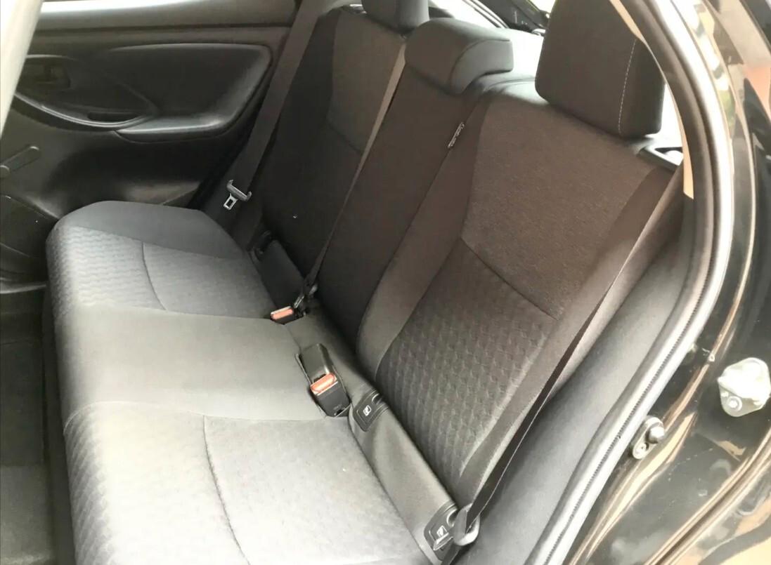 Toyota Yaris 1.5 Hybrid 5 porte Business