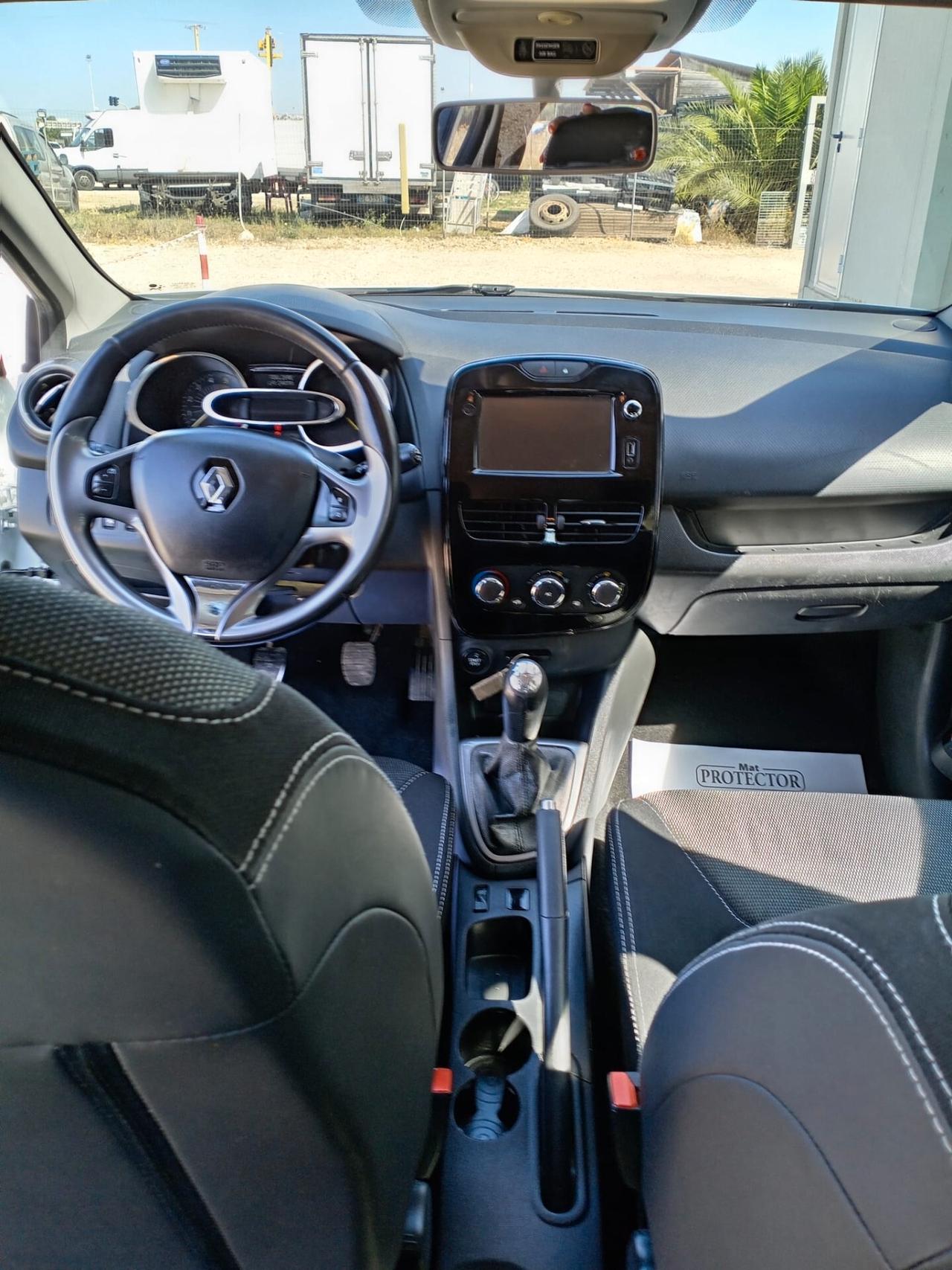 RENAULT CLIO DIESEL 1.5 dCi 5 porte