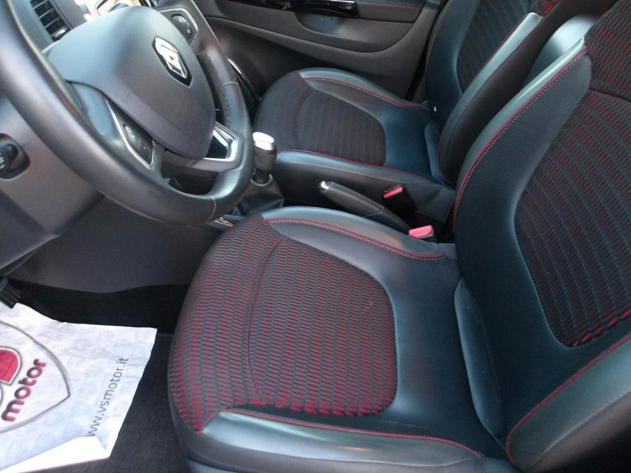 RENAULT CAPTUR 900 BENZ-KM 44.000-GARANZIA FULL
