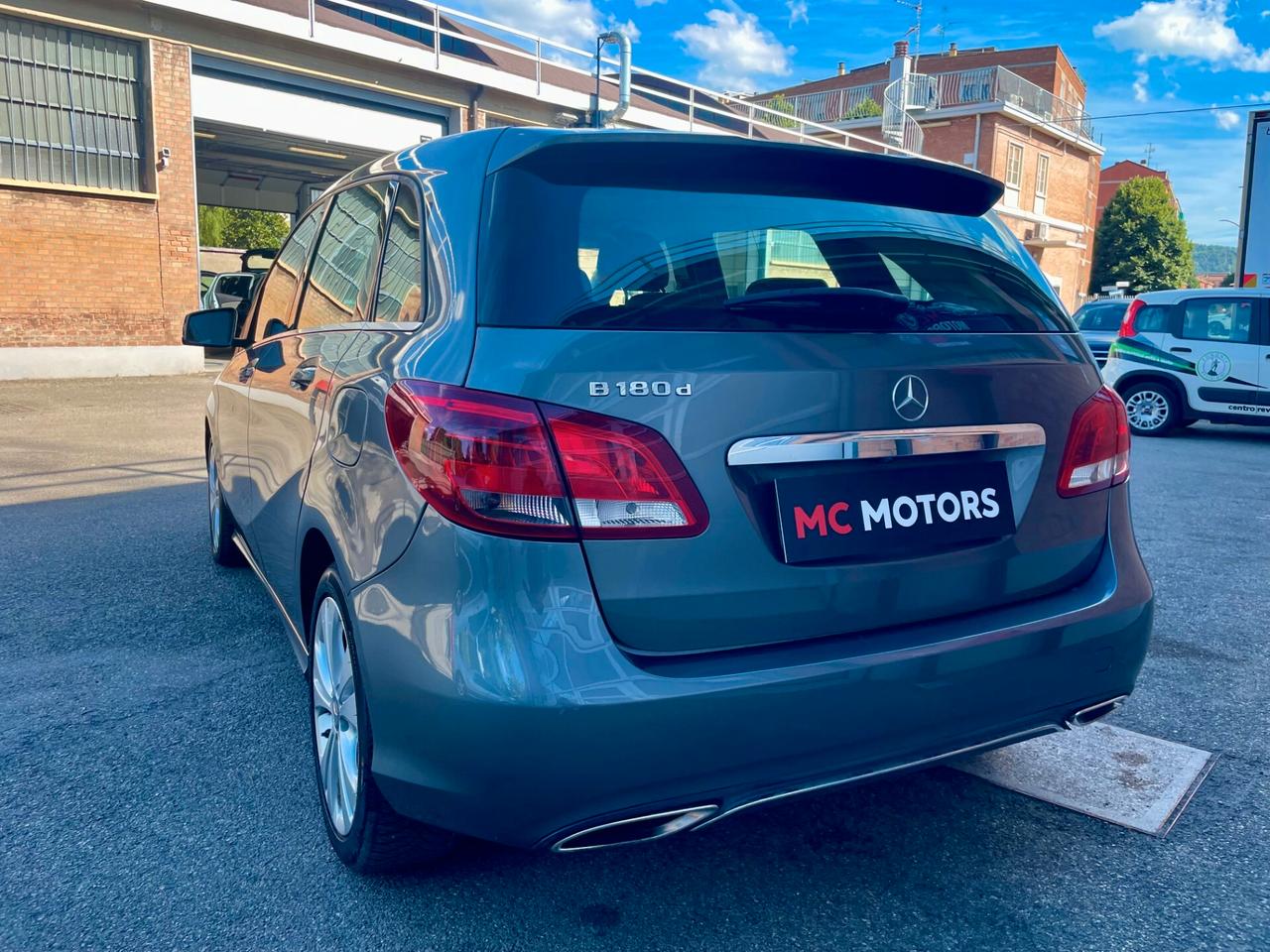 Mercedes-Benz B 180 PREMIUM – UNICO PROPRIETARIO – 139.000 KM