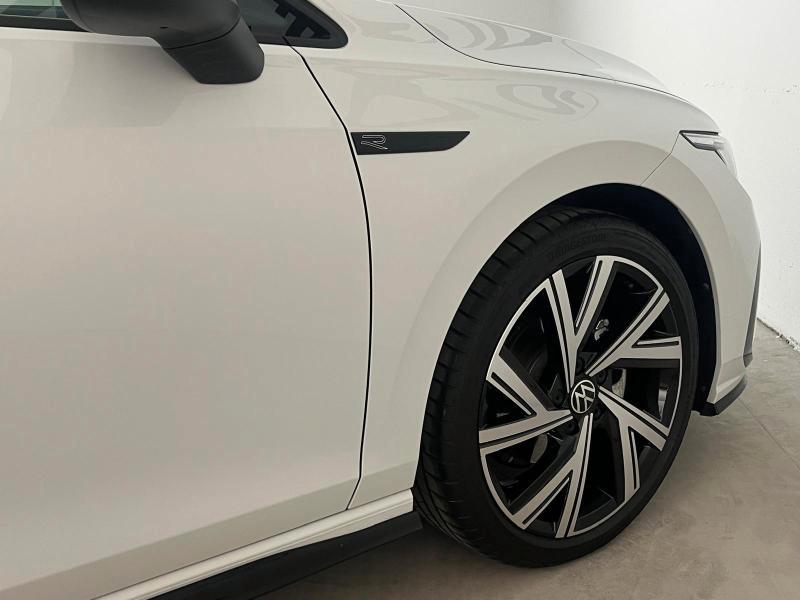 Volkswagen Golf 1.5 etsi R-Line 150cv dsg*SENZA VNCOLI