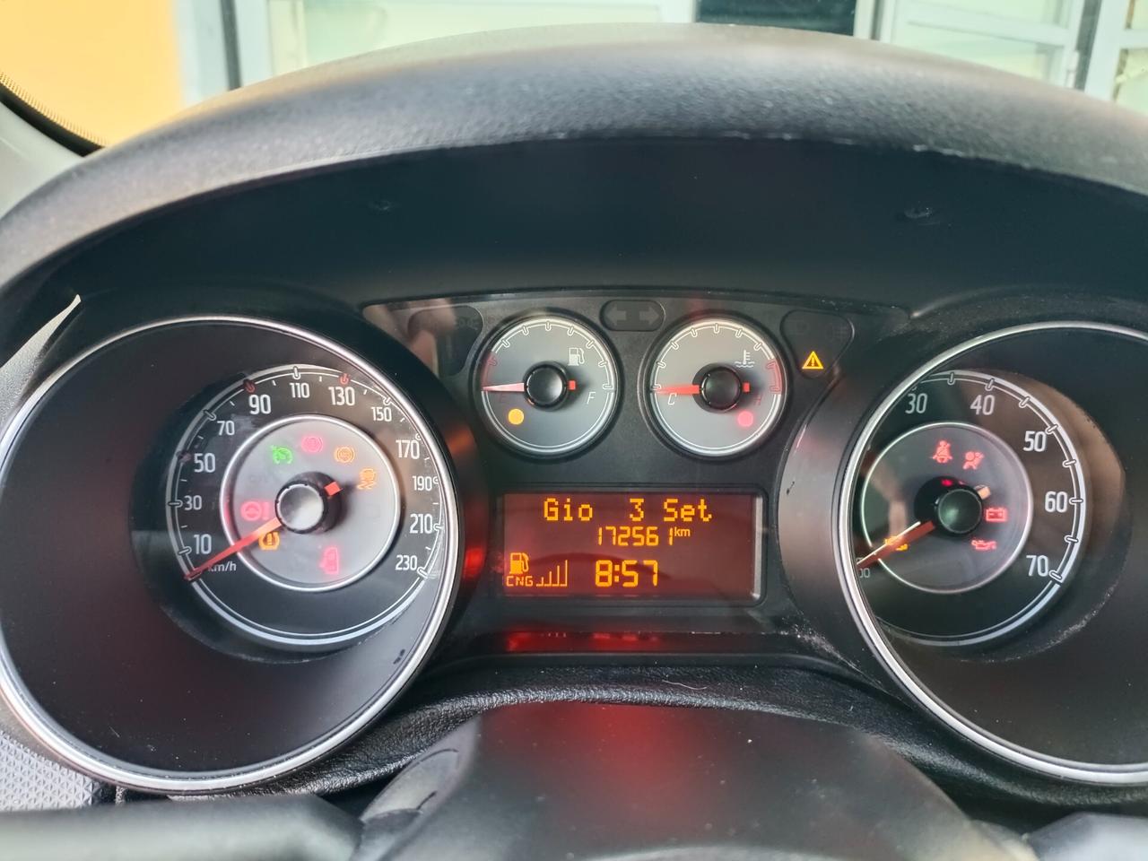 Fiat Punto 5Porte Benzina/Metano Street