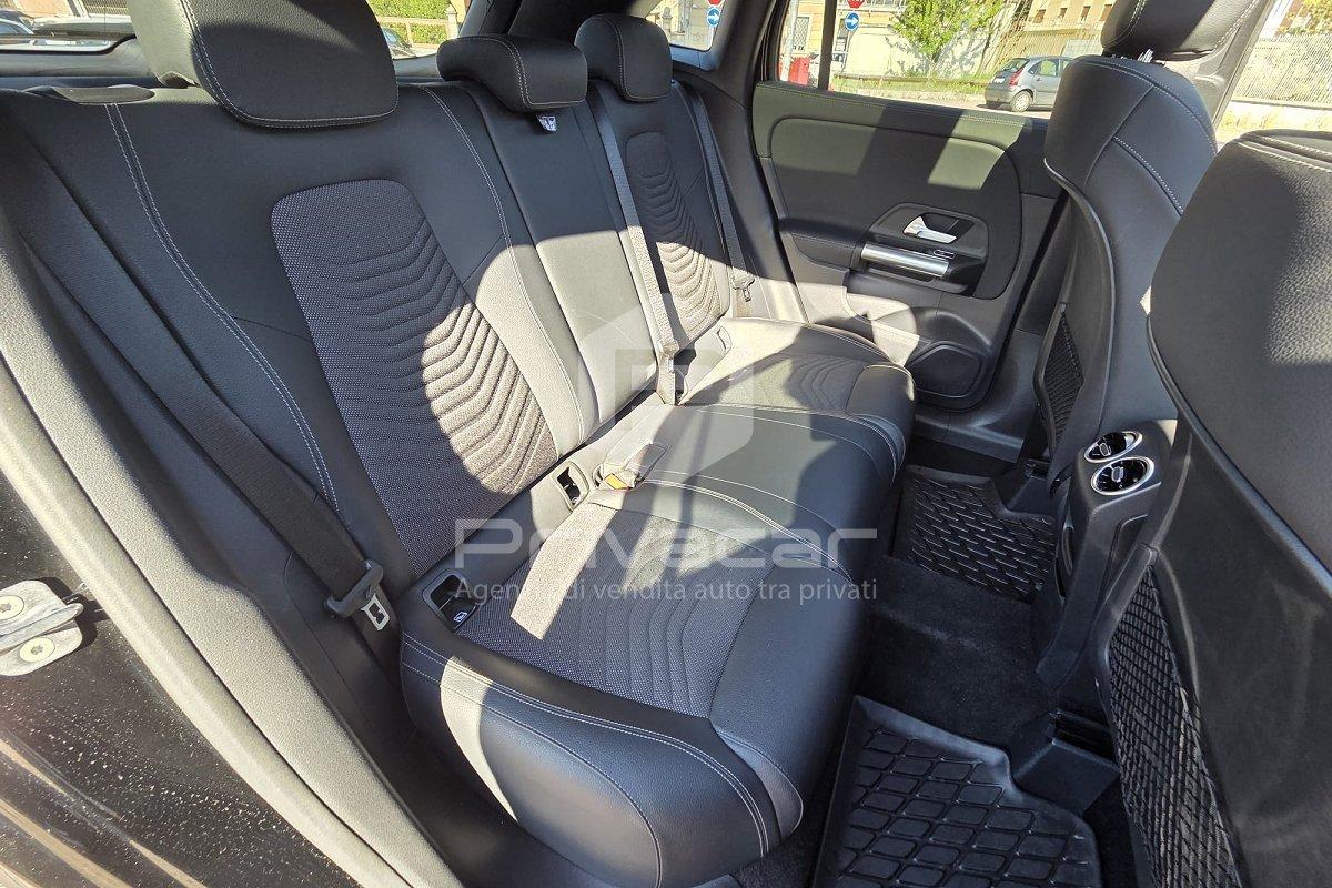 MERCEDES GLA 180 Automatic Sport Plus