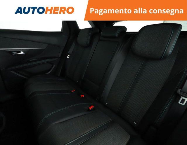 PEUGEOT 3008 Hybrid 180 e-EAT8 Allure Pack