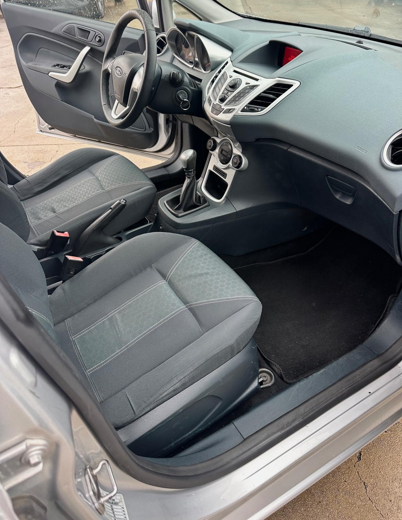 Ford Fiesta 1.2 82 CV 5 porte Titanium GPL