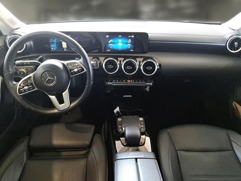 MERCEDES-BENZ CLA 200 D AUTOMATICO SPORT STATION WAGON