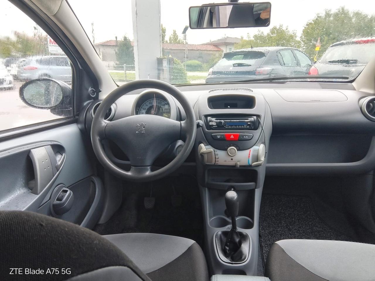 Peugeot 107 1.0 Benzina Neopatentati