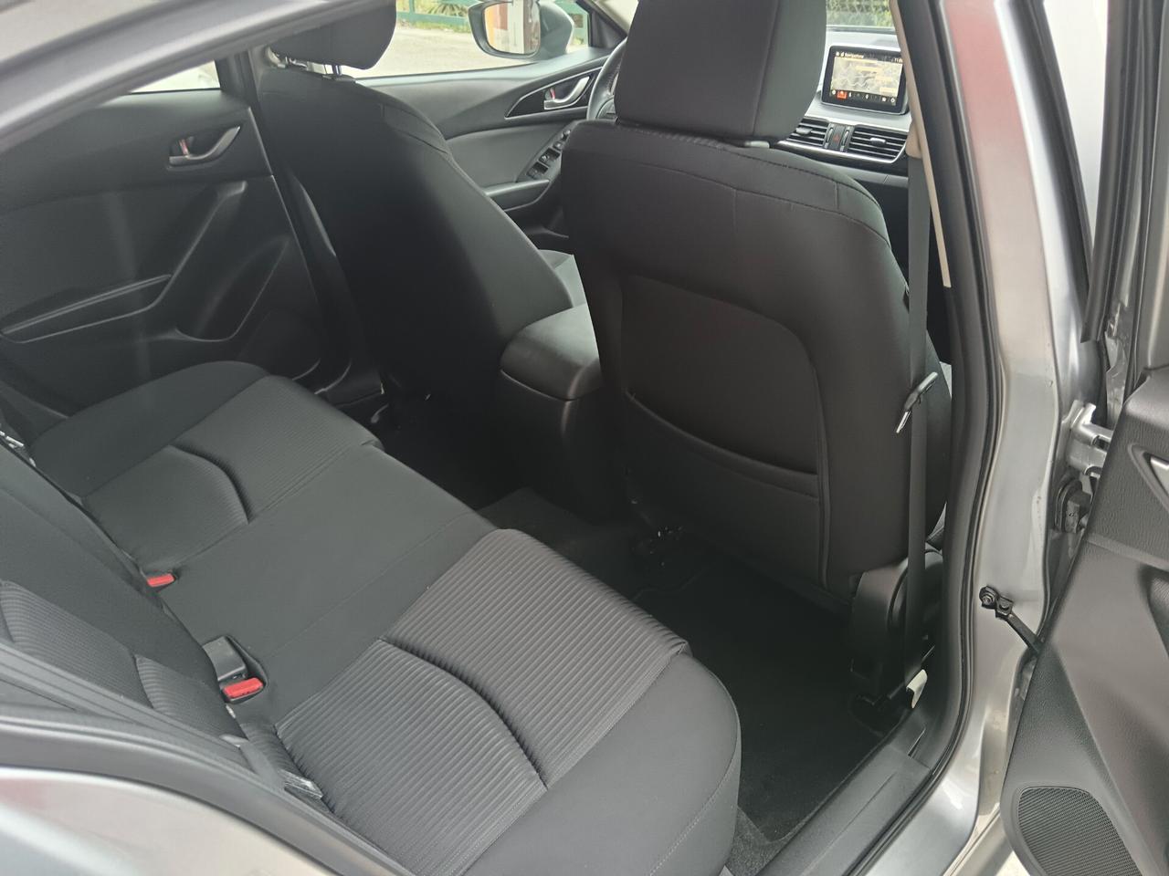 Mazda 3 1.5 SKYACTIV-D 105CV EXCEED FULL