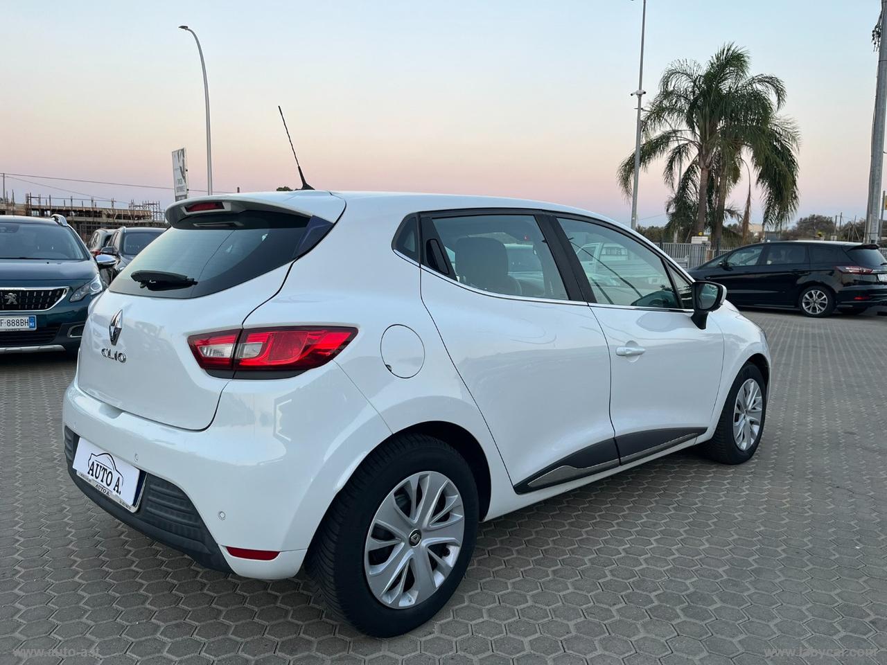 RENAULT Clio dCi 8V 75 CV S&S 5p. Energy Life