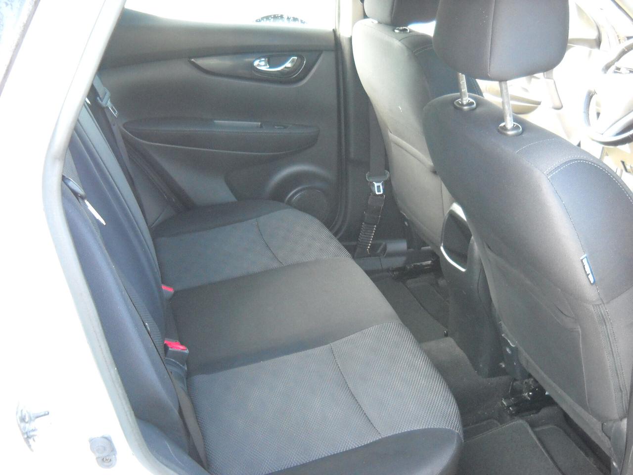 Nissan Qashqai 1.5 dCi DPF Tekna