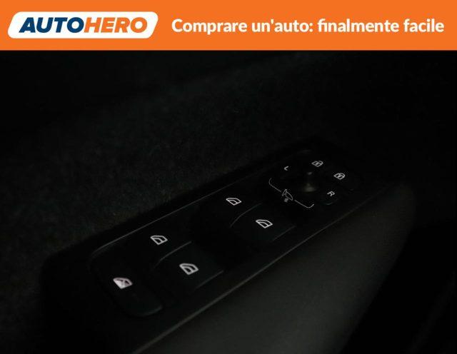 VOLVO XC40 T4 Recharge Plug-in Hybrid R-design