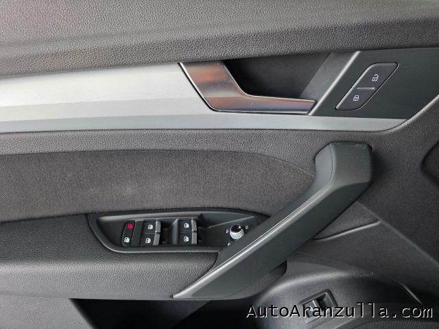 AUDI Q5 2.0 TDI 150CV Business Navi