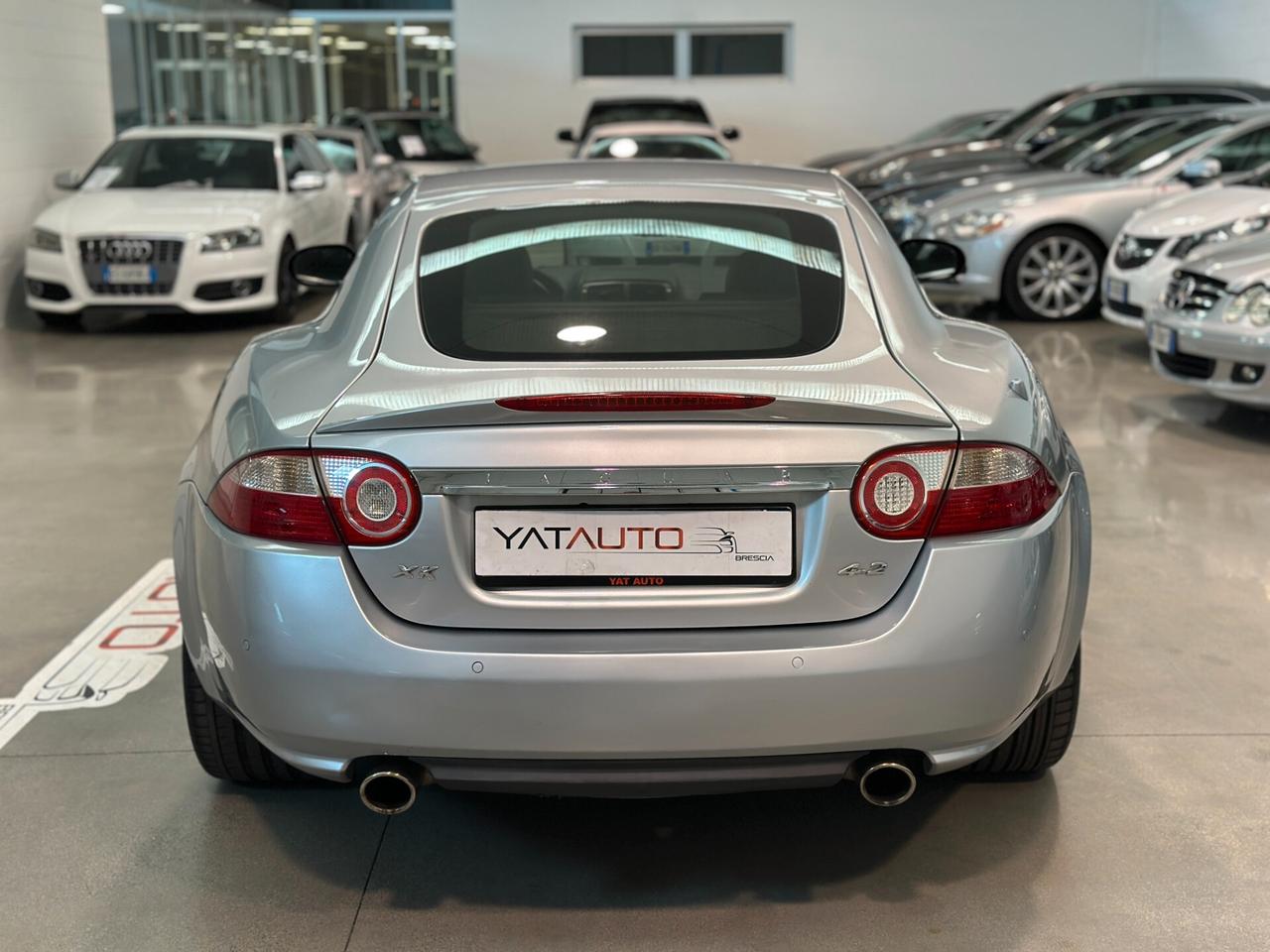 Jaguar XK 4.2 V8 Coupé