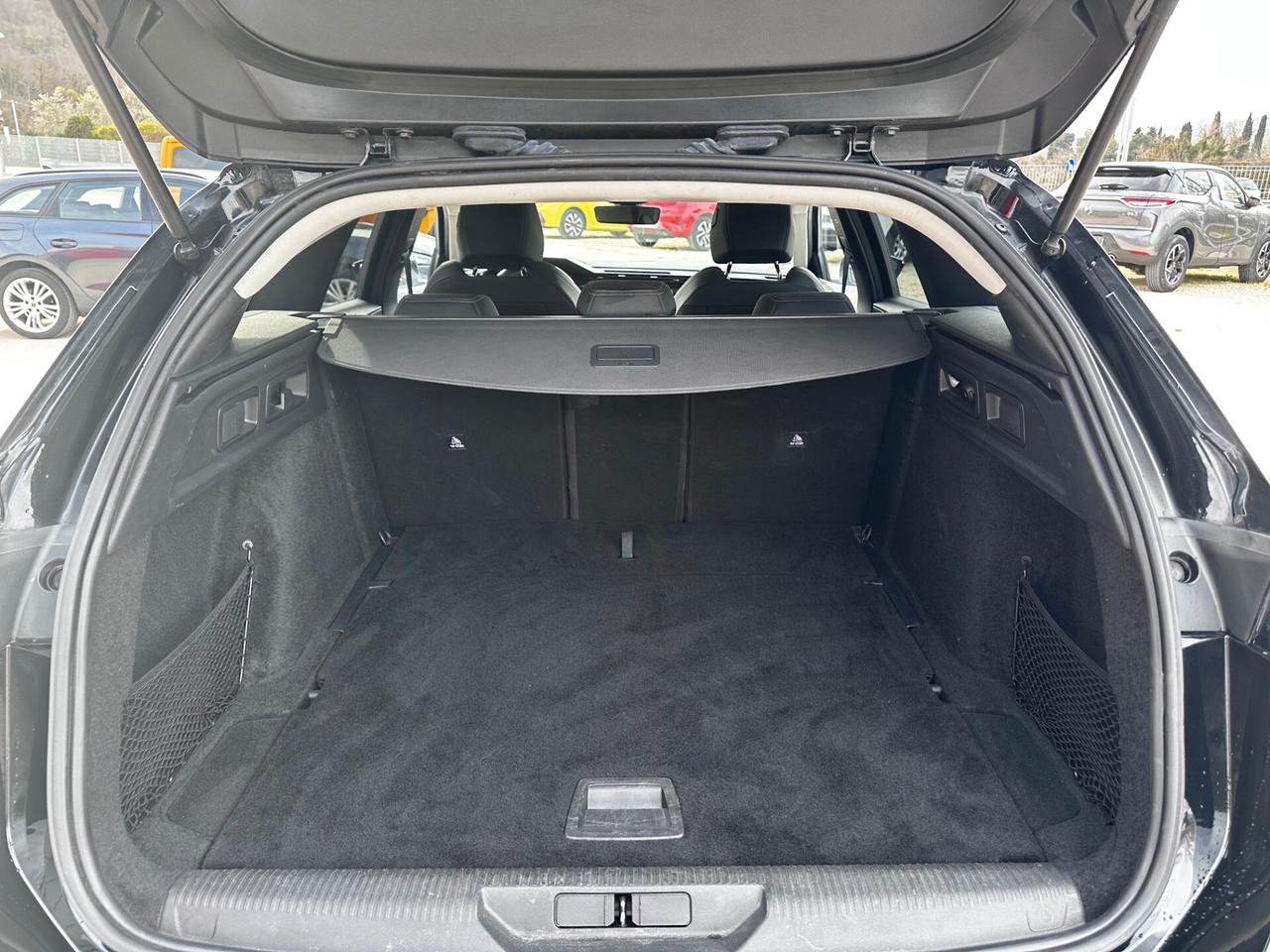 Peugeot 308 BlueHDi 130 S&S EAT8 SW Allure