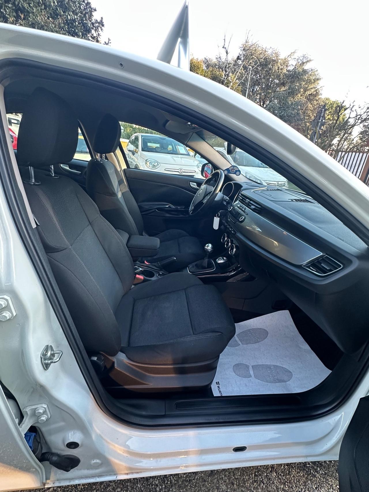 Alfa Romeo Giulietta 2.0 JTDm-2 140 CV Distinctive