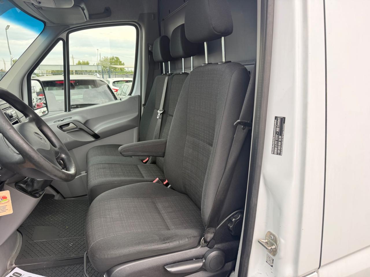 Mercedes Benz Sprinter