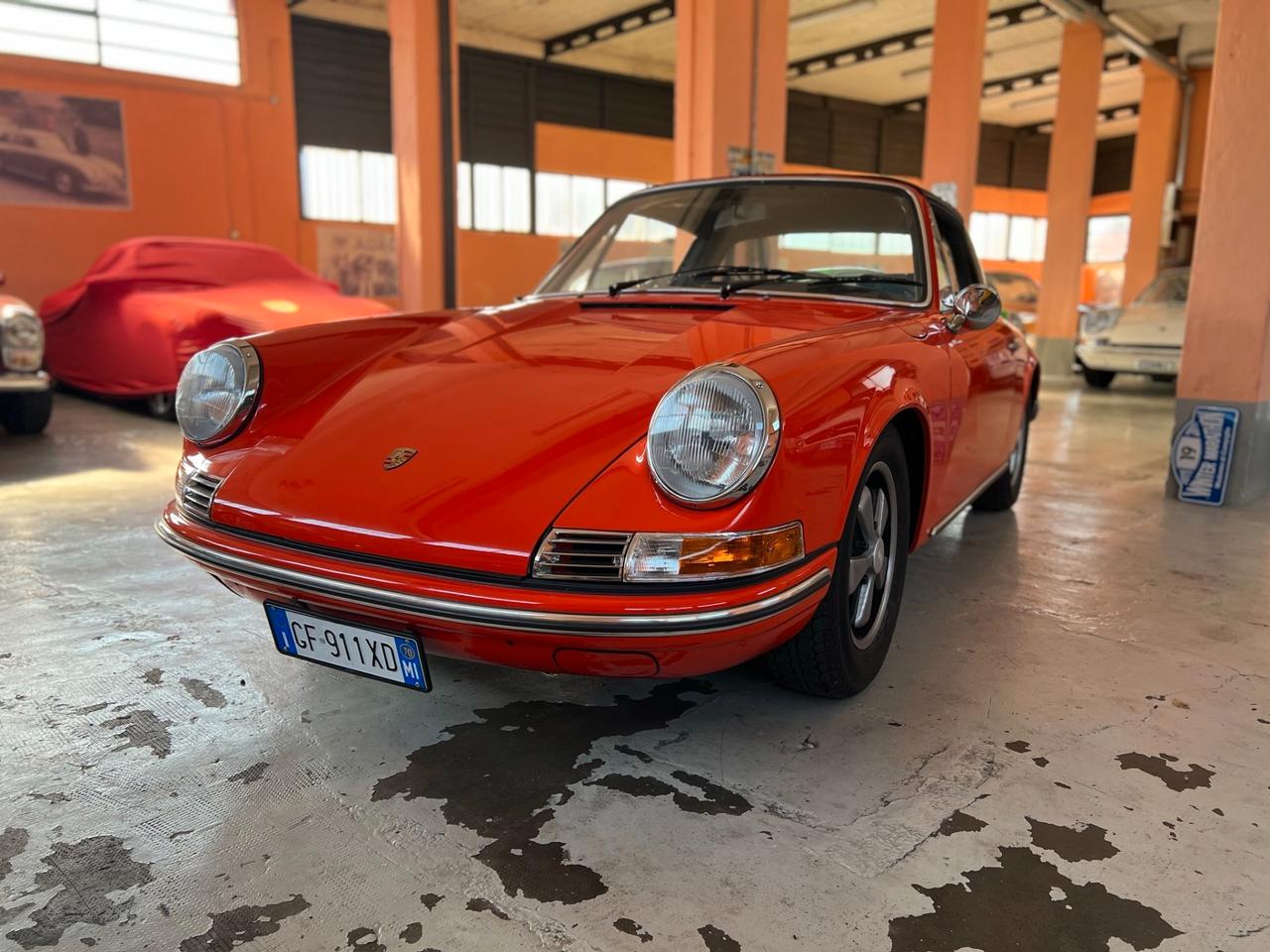 Porsche 911 2.2T targa ASI 1970