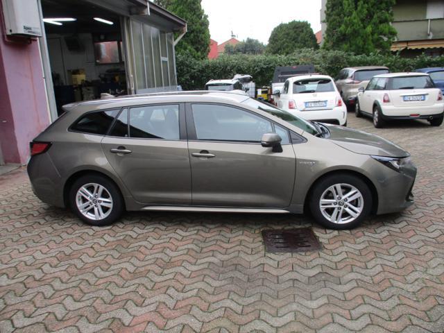 TOYOTA Corolla Touring Sports 1.8 Hybrid Business Tech