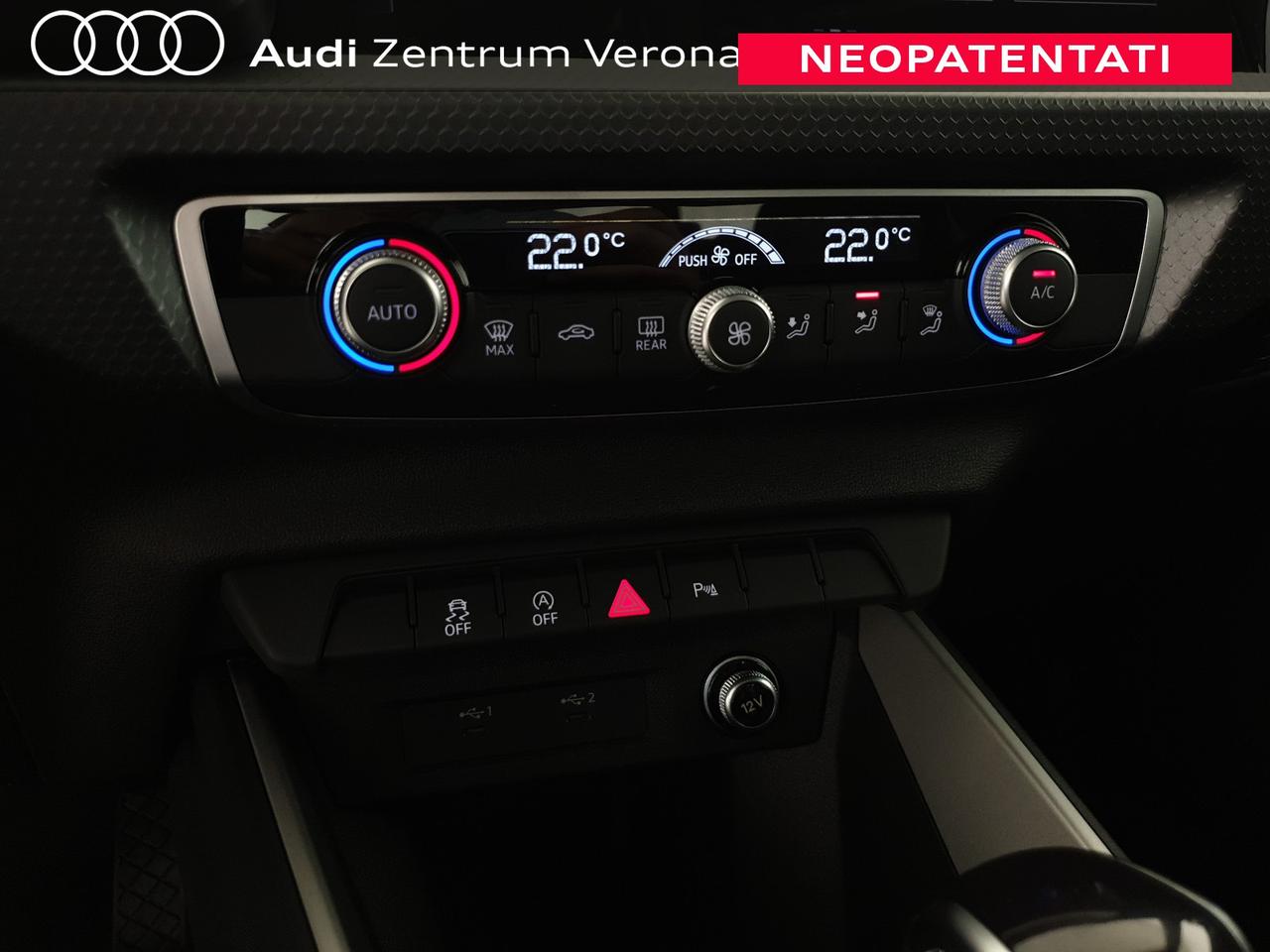 Allstreet 30TFSI 116CV S tronic Identity Contrast