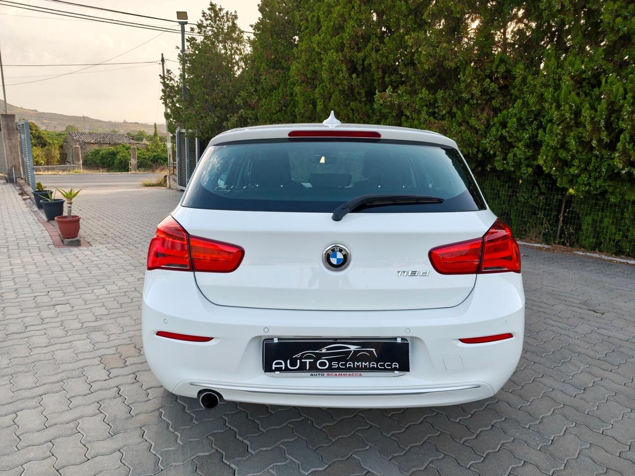 Bmw 118 118d 5p. Urban