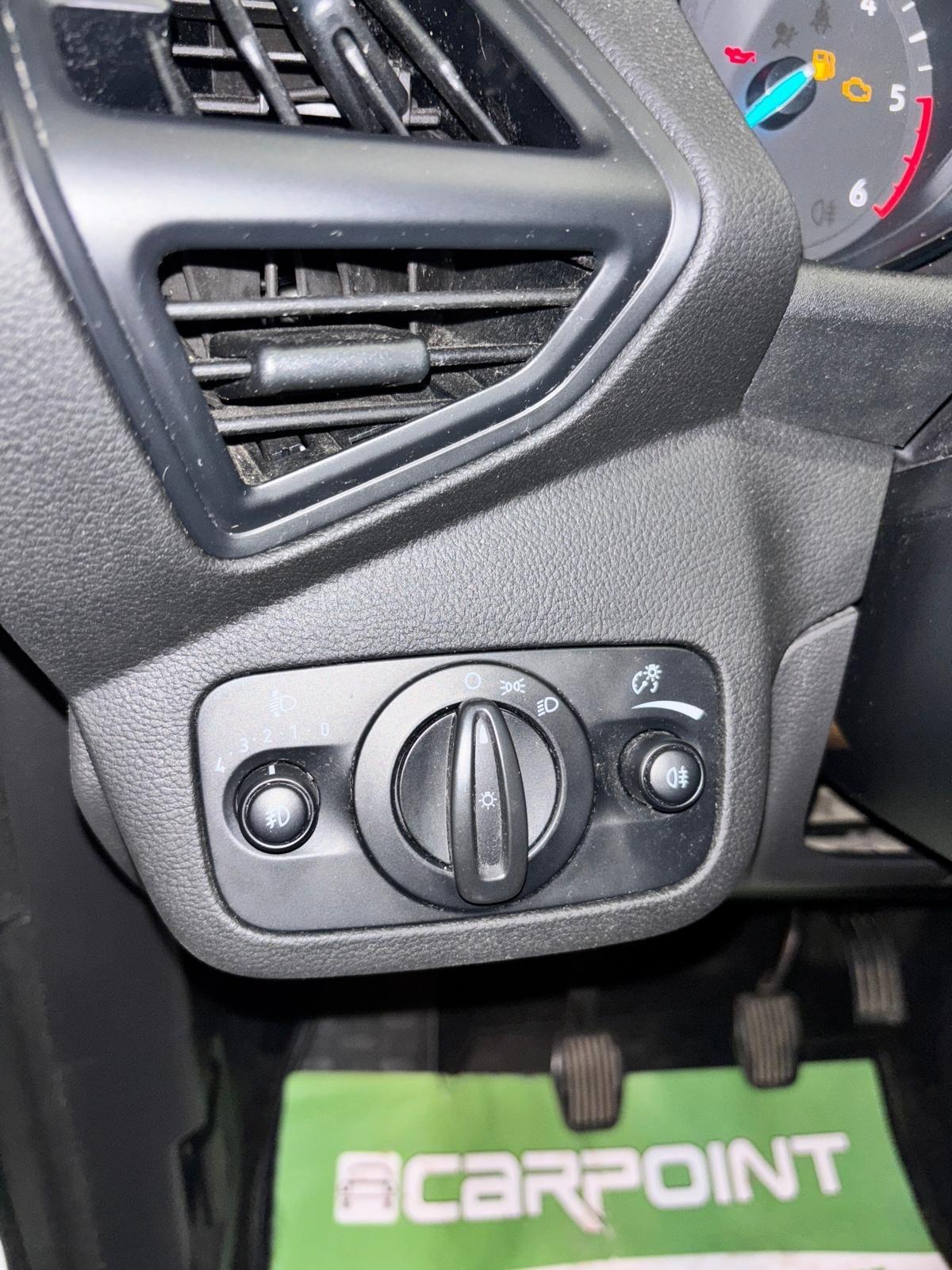 Ford Kuga 1.5 TDCI 120 CV S&S 2WD Titanium