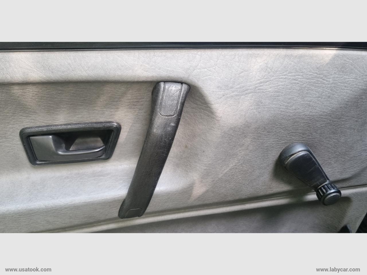 VOLKSWAGEN Polo 1000 Fox VOLSWAGEN POLO FOX