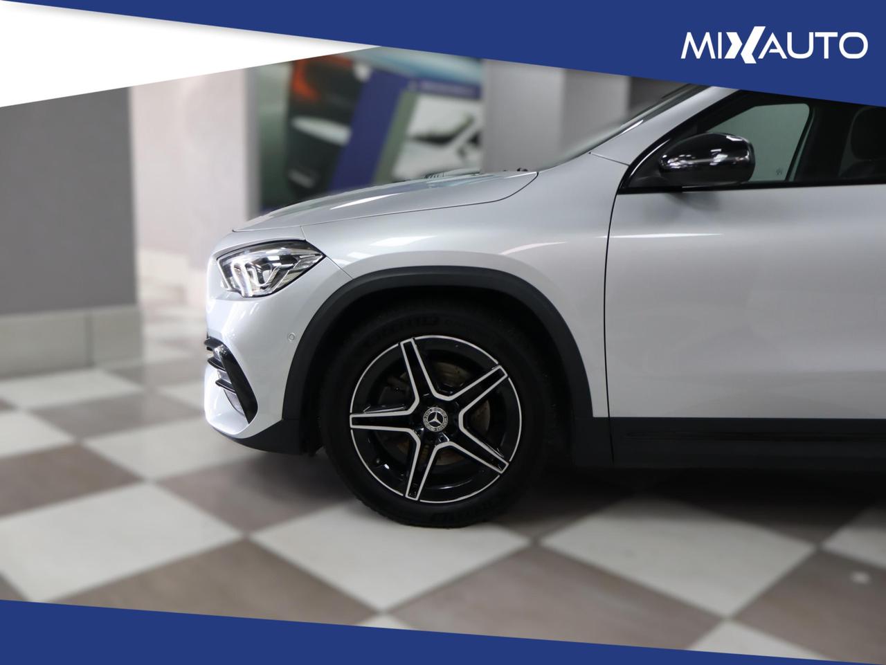 Mercedes-Benz GLA 200 D Premium AUTO