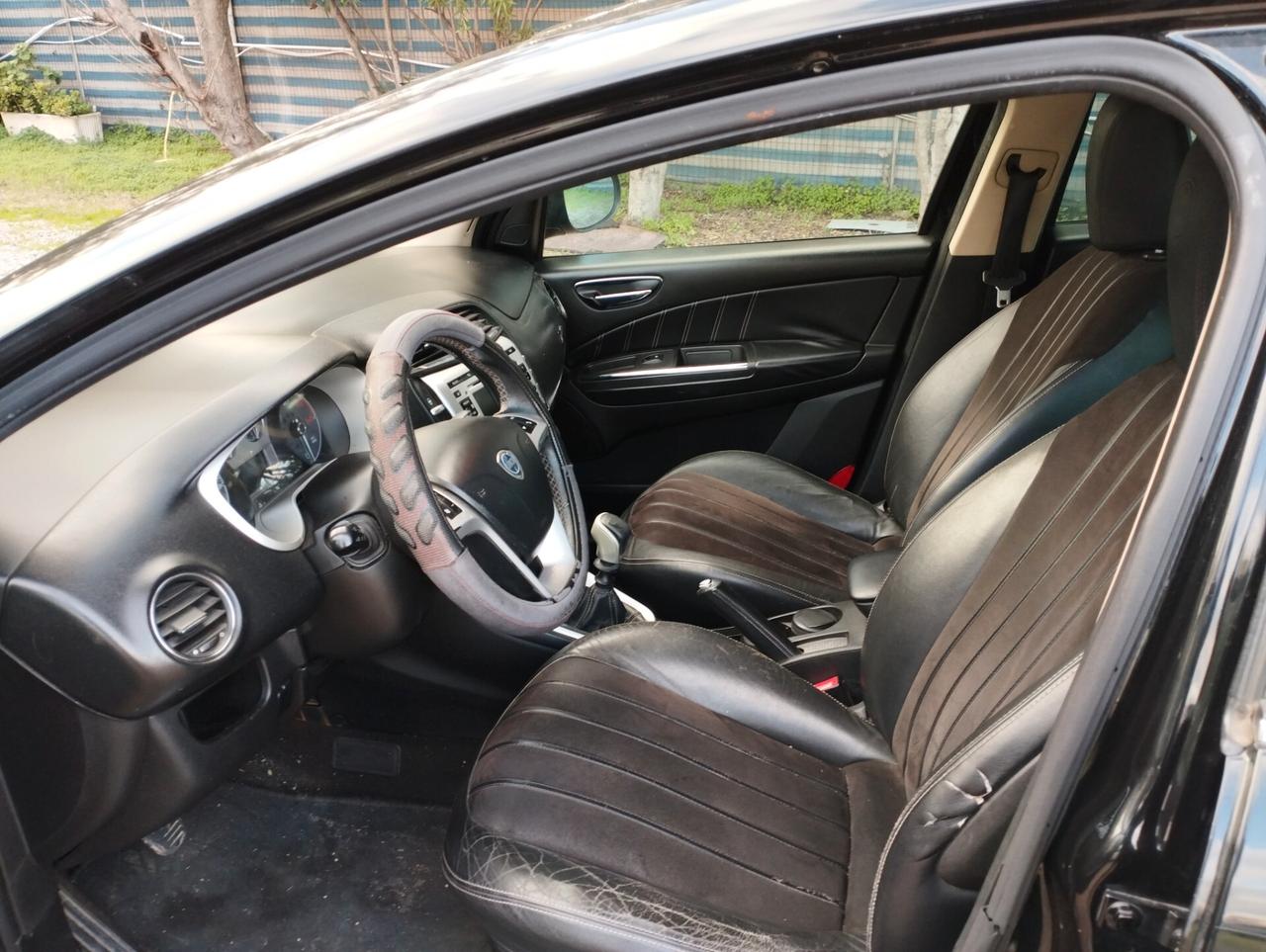 Lancia Delta 2.0 MJT DPF Platino