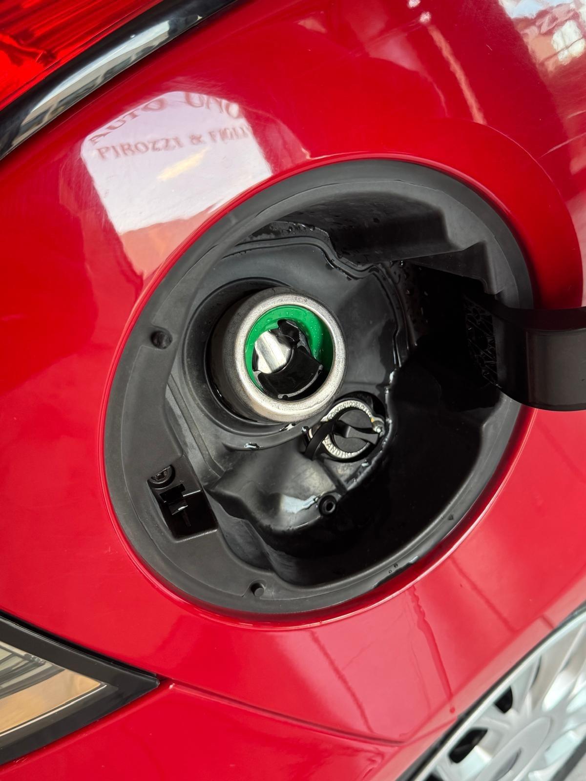 Lancia Ypsilon 1.2 69 CV 5 porte GPL Ecochic Silver