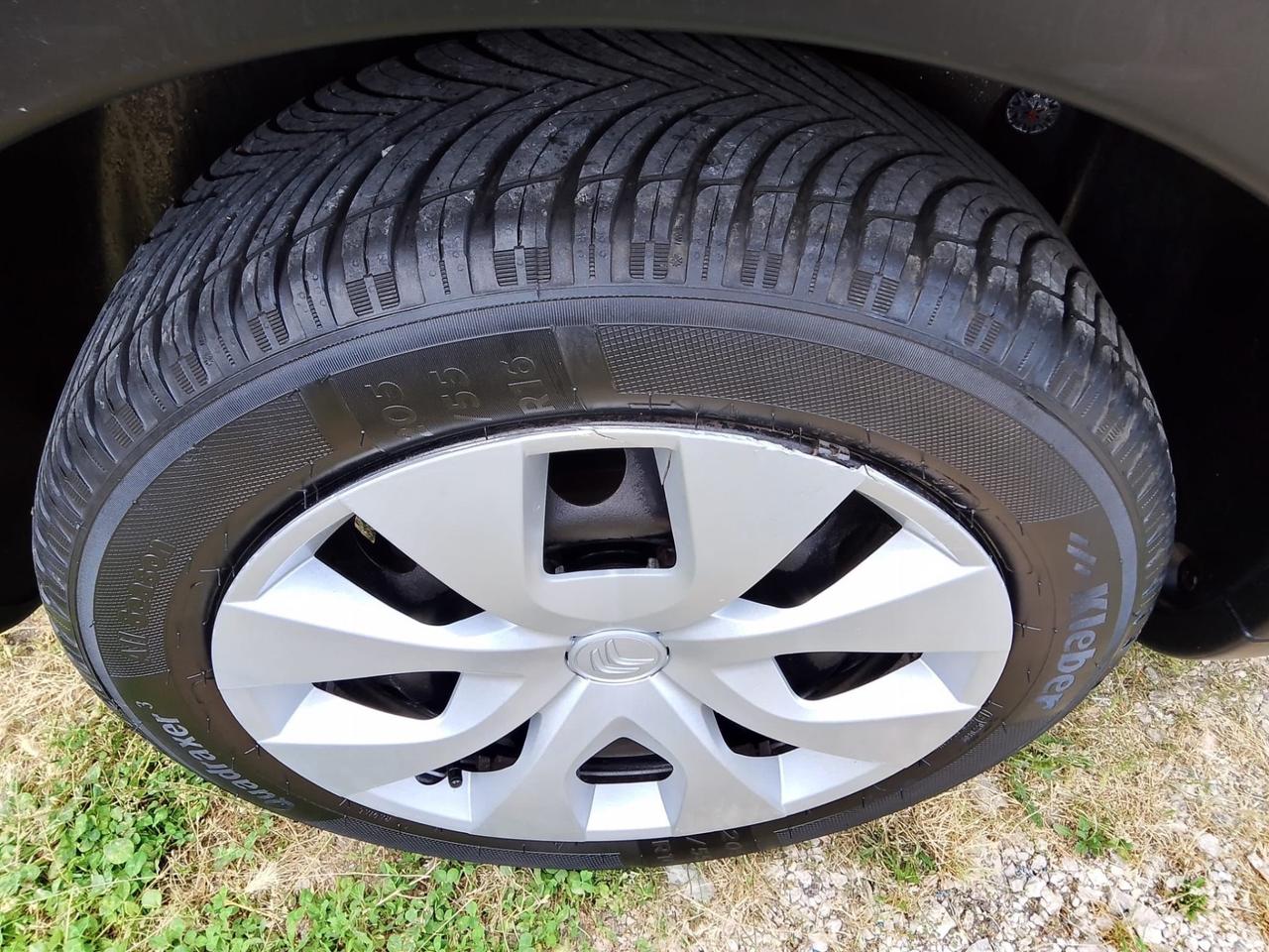 Citroen C4 Cactus BlueHDi 100 anno 2015