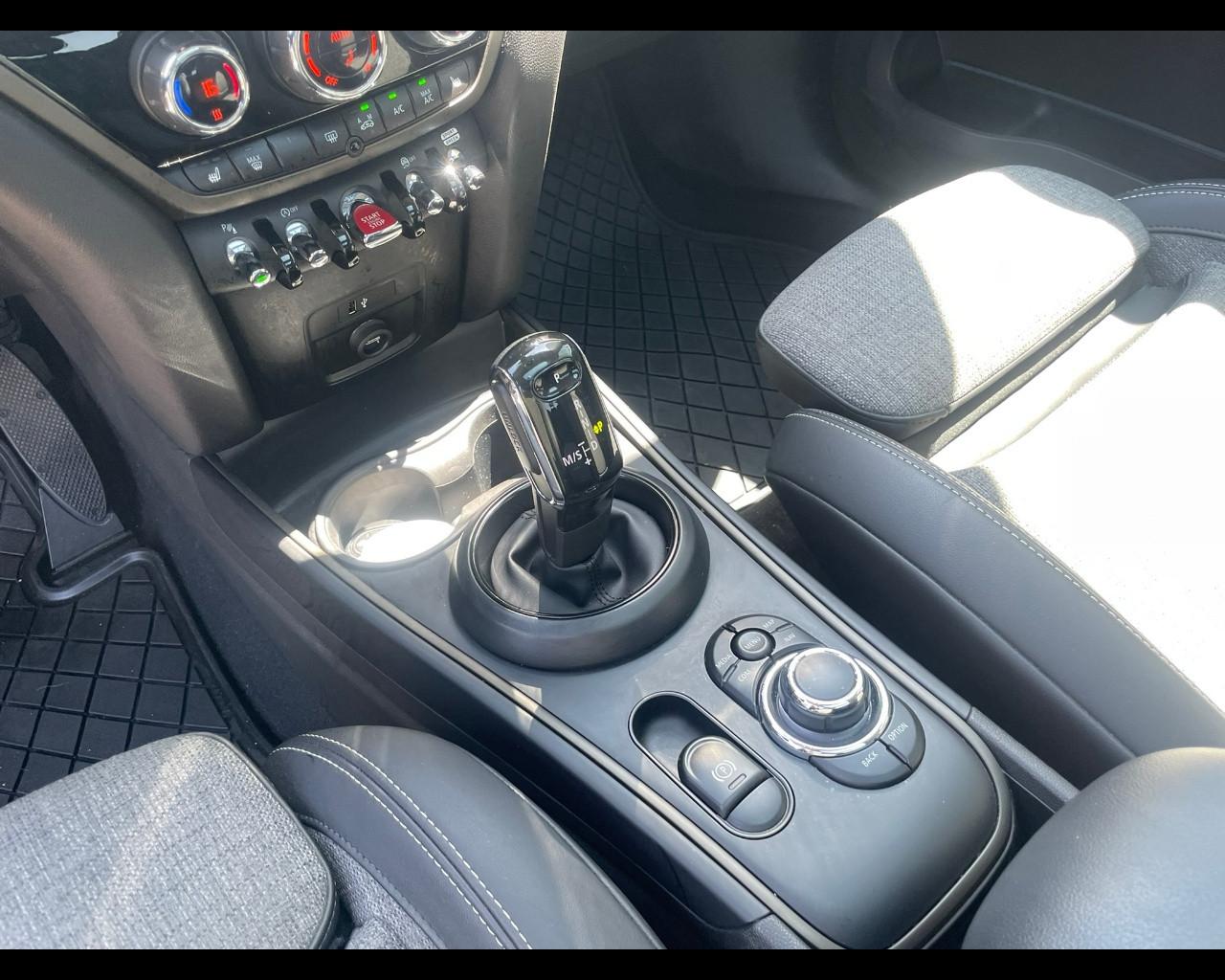 MINI Mini Countrym.(F60) - Mini 1.5 Cooper Classic Countryman