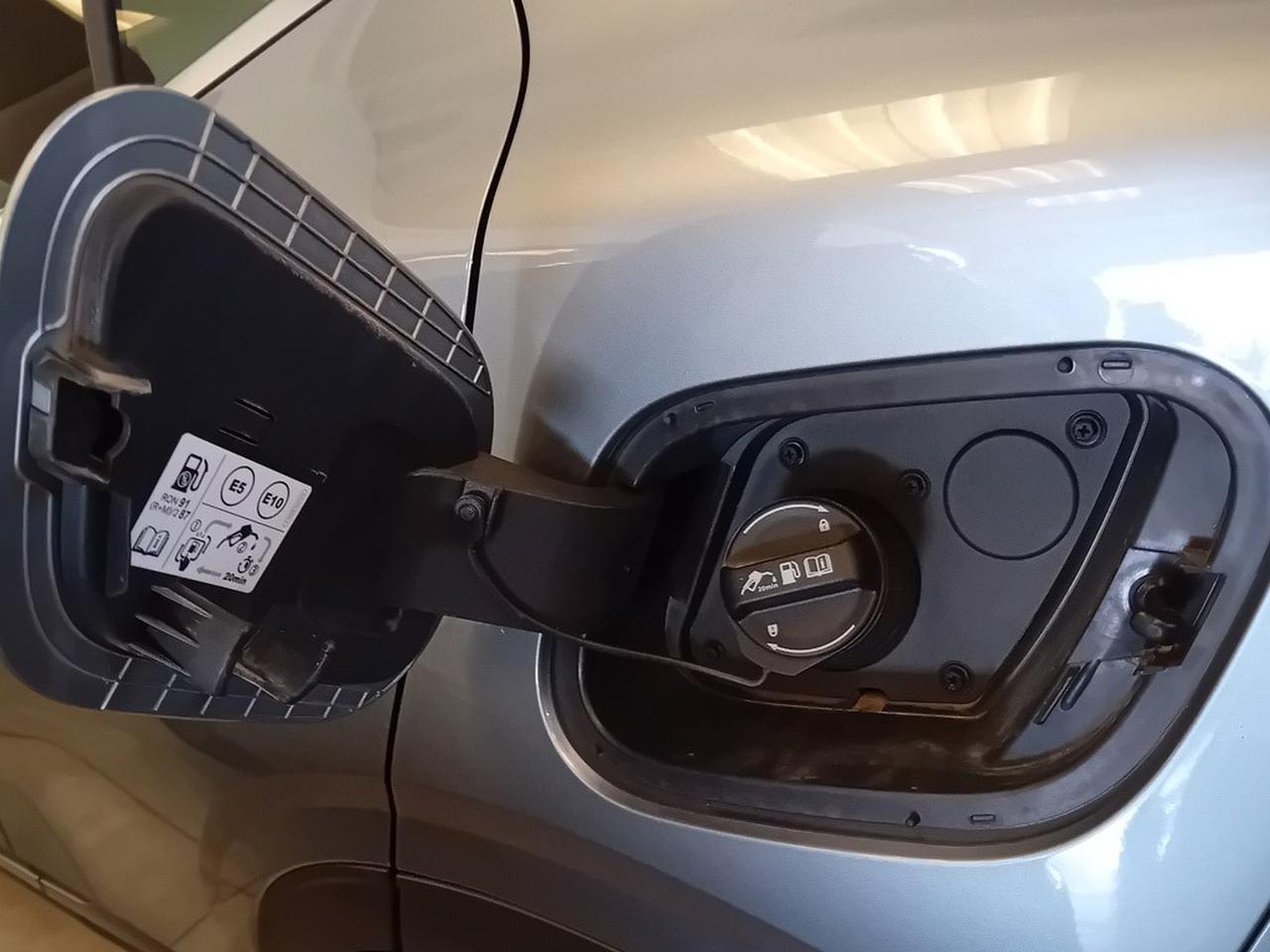 Kia Sportage 1.6 t-gdi phev style awd at6