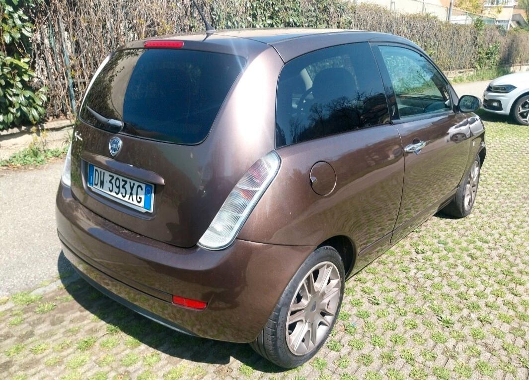 Lancia Ypsilon 1.2 Versus