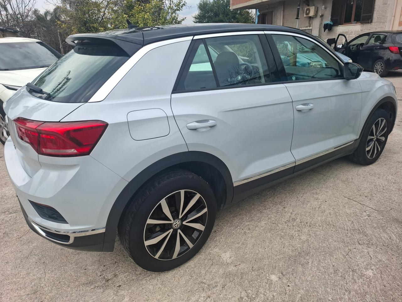 Volkswagen T-Roc 16 tdi