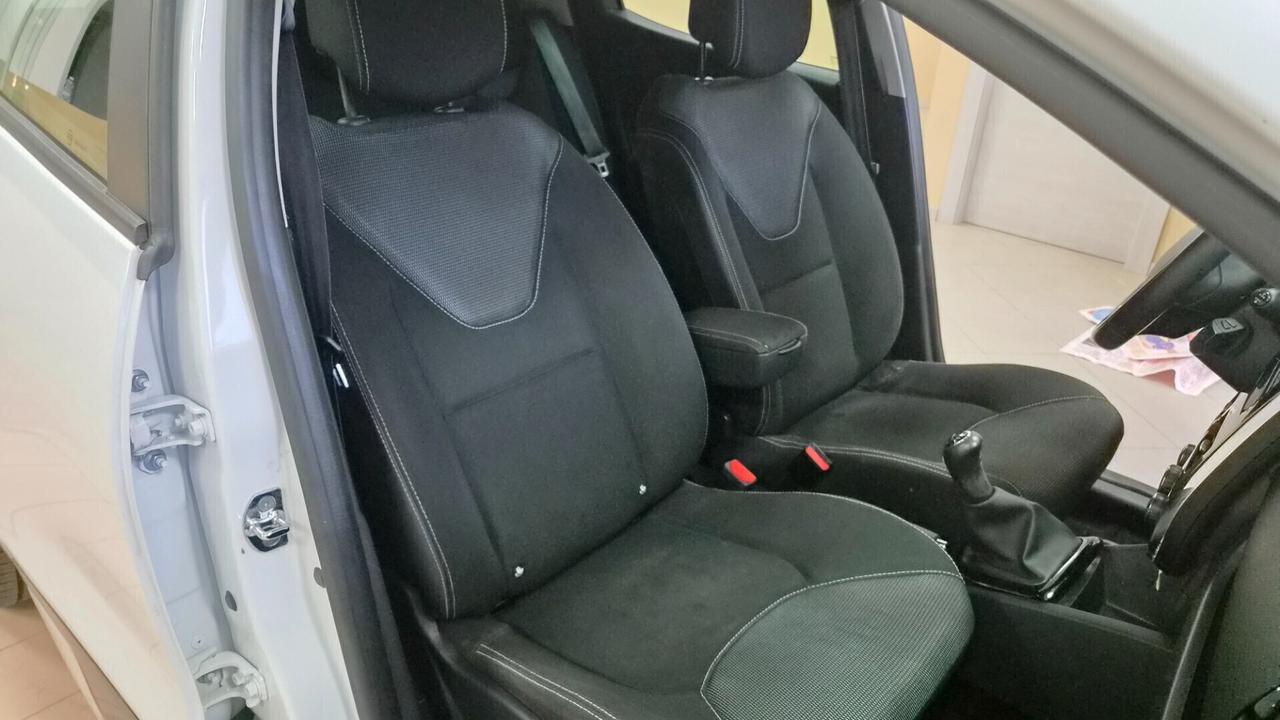 Renault Clio 1.2 75CV 5 porte Live