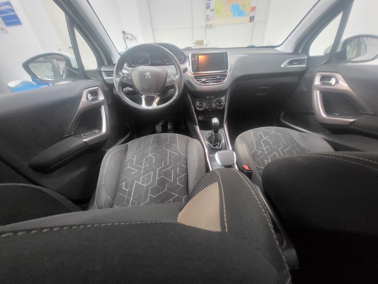 Peugeot 2008 1.6 e-HDi 92 CV Stop&Start Urban Cross