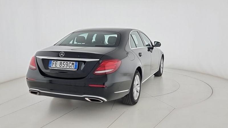 Mercedes-Benz Classe E E 200 Auto Sport