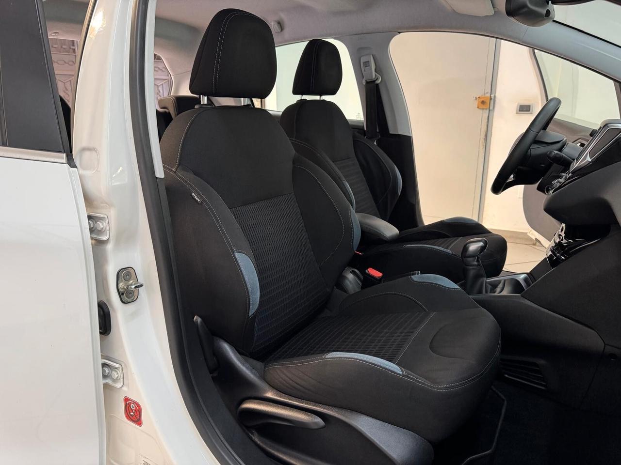 Peugeot 208 1.4 Diesel 68 CV 2014