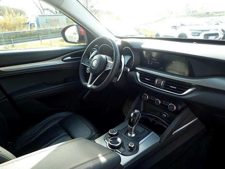 Alfa Romeo Stelvio 2.2 Turbodiesel 210 CV AT8 Q4 Executive