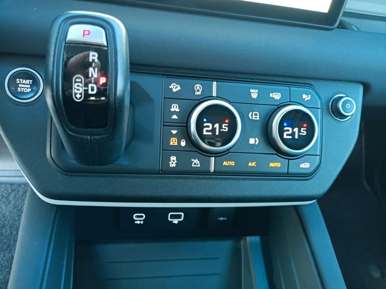 Land Rover Defender 90 3.0D I6 200 CV AWD Auto