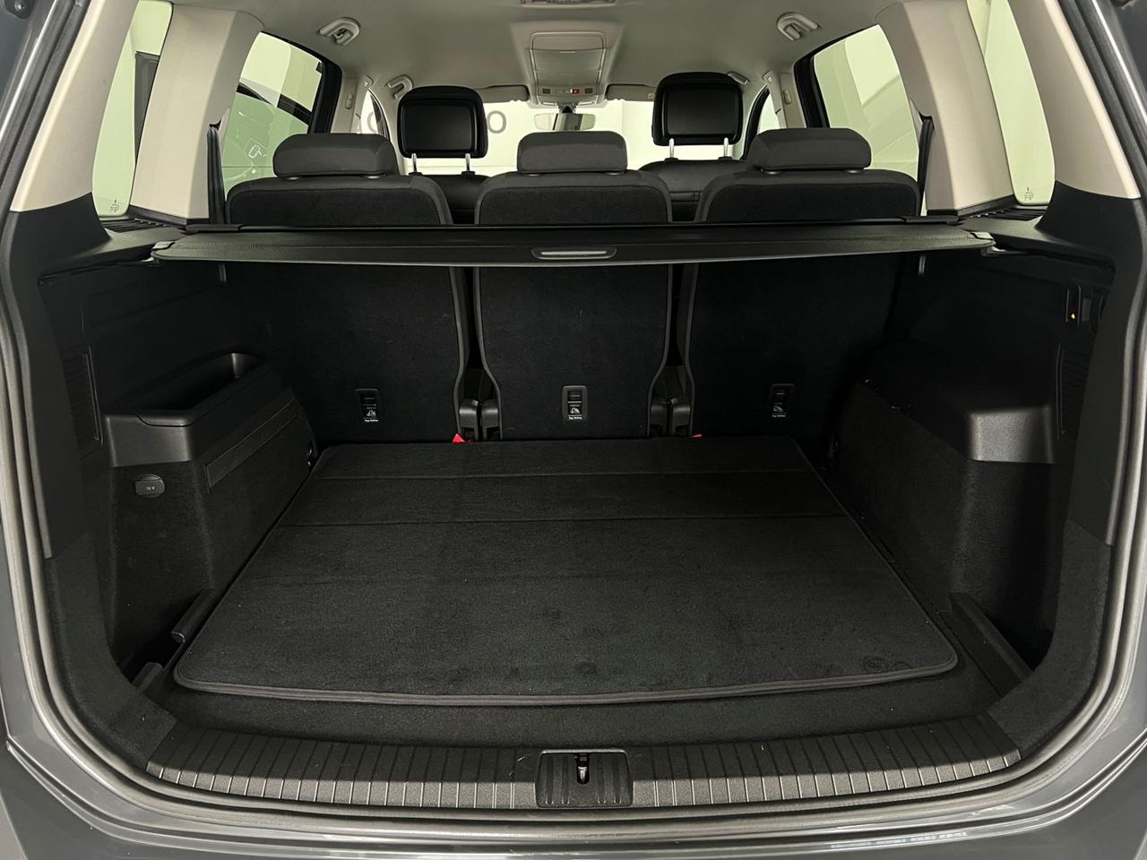 VOLKSWAGEN Touran III 2015 Touran 2.0 tdi Business 122cv