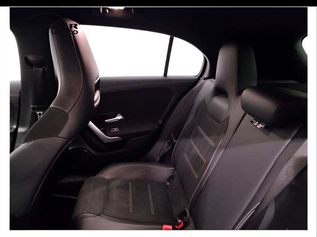 Mercedes-Benz Classe A - W177 2018 - A 180 d Premium Night edition auto
