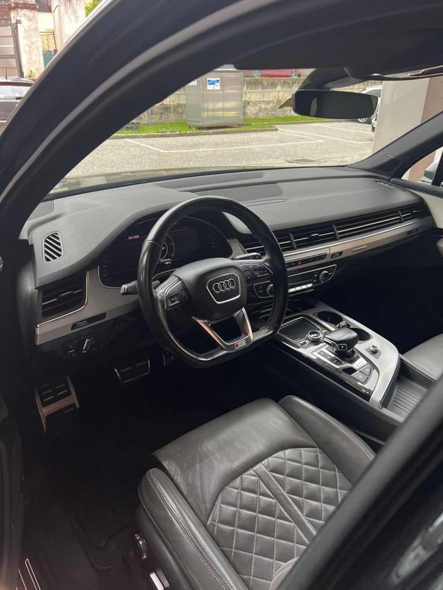 AUDI SQ7 4.0 V8 TDI quattro tiptronic Business Plus