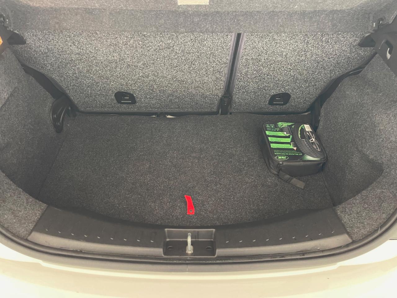 Lancia Ypsilon 1.2 69 CV 5 porte GPL Ecochic Gold NO VINCOLO DI FINANZIAMENTO