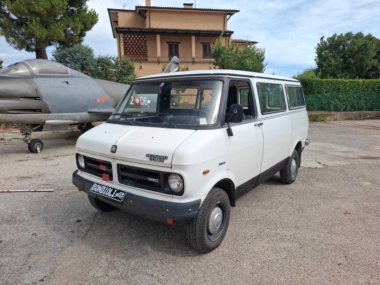 Bedford CF 97 1980 5 marce