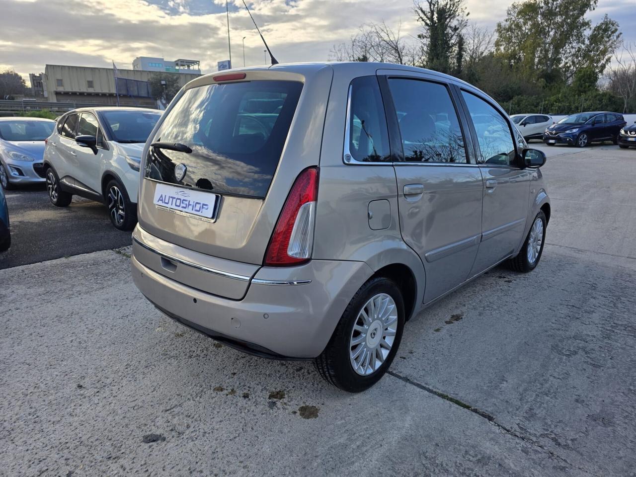 Lancia MUSA 1.3 Mjt 95 CV 5th Avenue