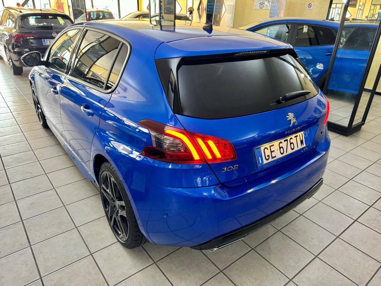 Peugeot 308 BlueHDi 130 S&S EAT8 GT Pack