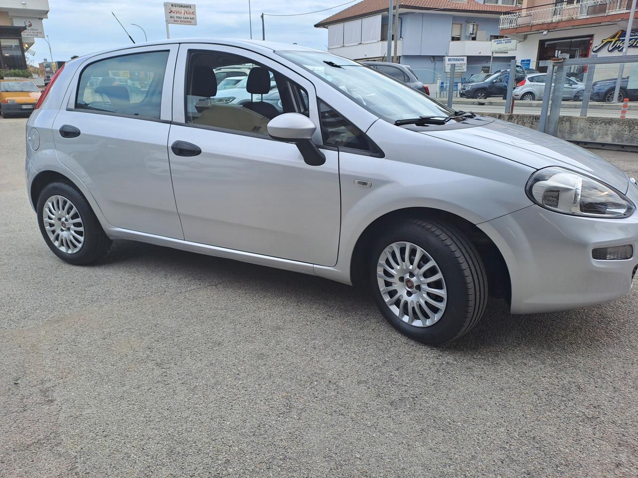 Fiat Punto 1.2 8V 5 porte Street